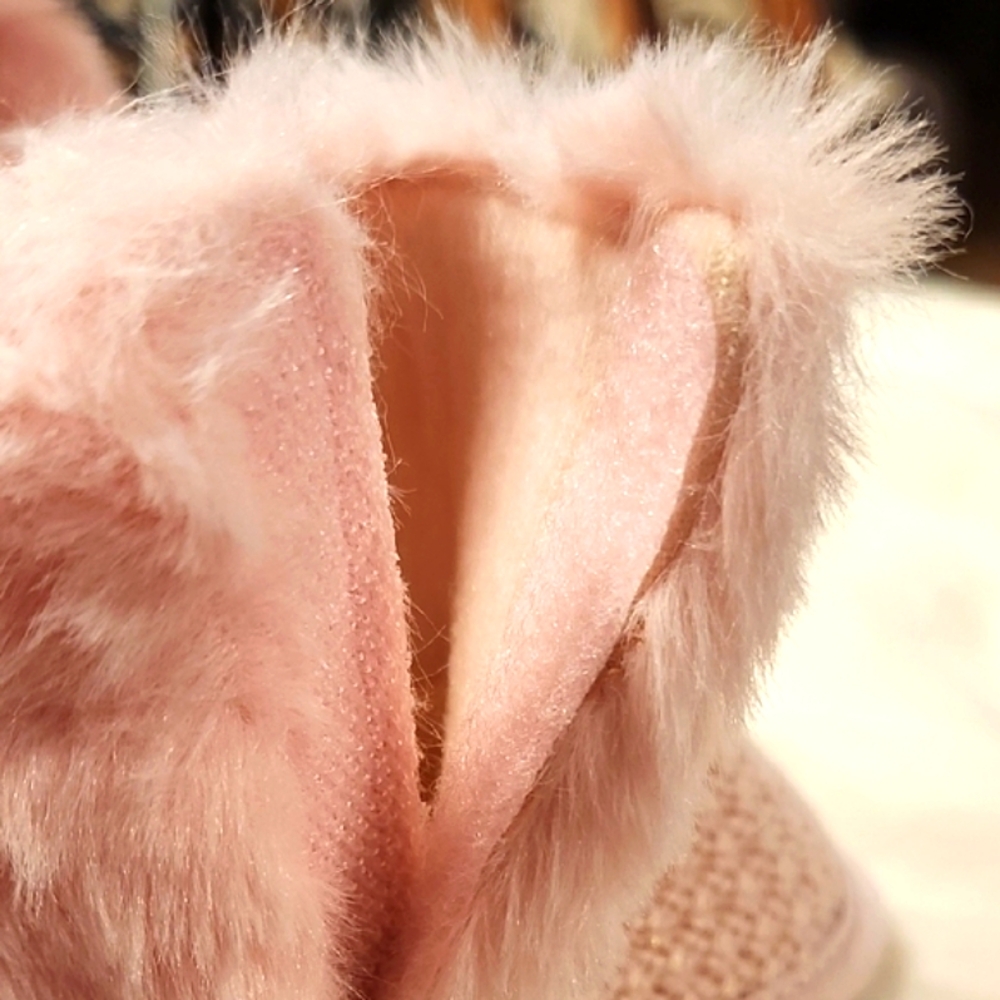 Cozy Pink Fur Baby Booties - Picture 8 of 8